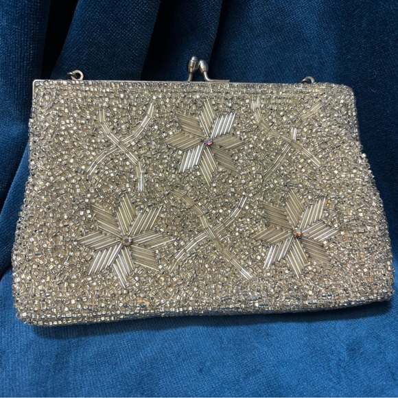 Vintage Elegant Beaded Evening Clutch - Picture 9 of 10